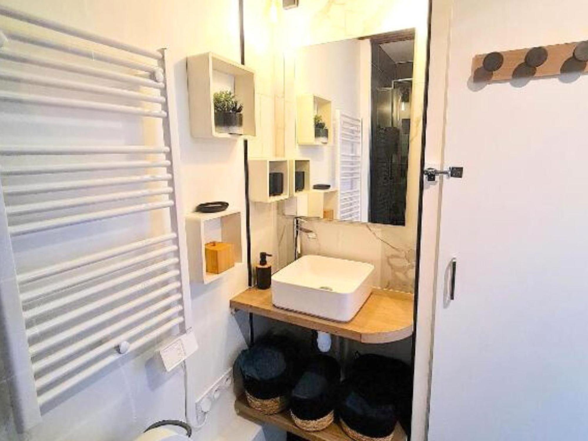 Nid Urbain - Proche Tribunal - Centre - Wifi - Tv Douai